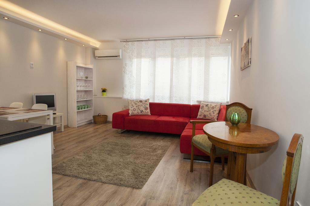 Ilona 2 Bedrooms Apartment In The Center Budapest Kültér fotó