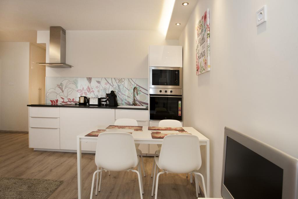 Ilona 2 Bedrooms Apartment In The Center Budapest Kültér fotó