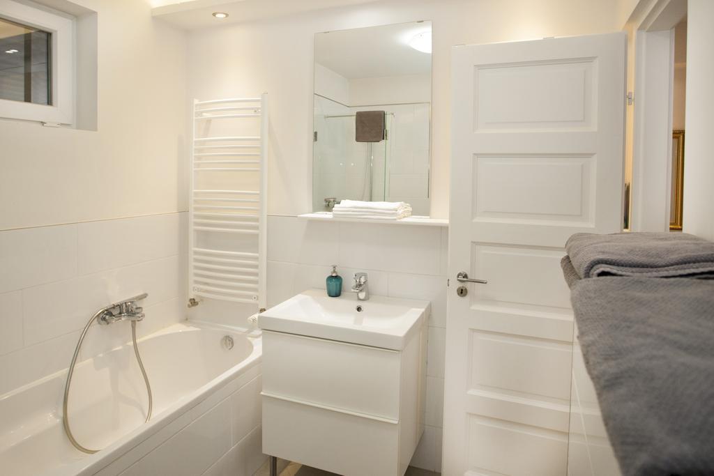 Ilona 2 Bedrooms Apartment In The Center Budapest Kültér fotó